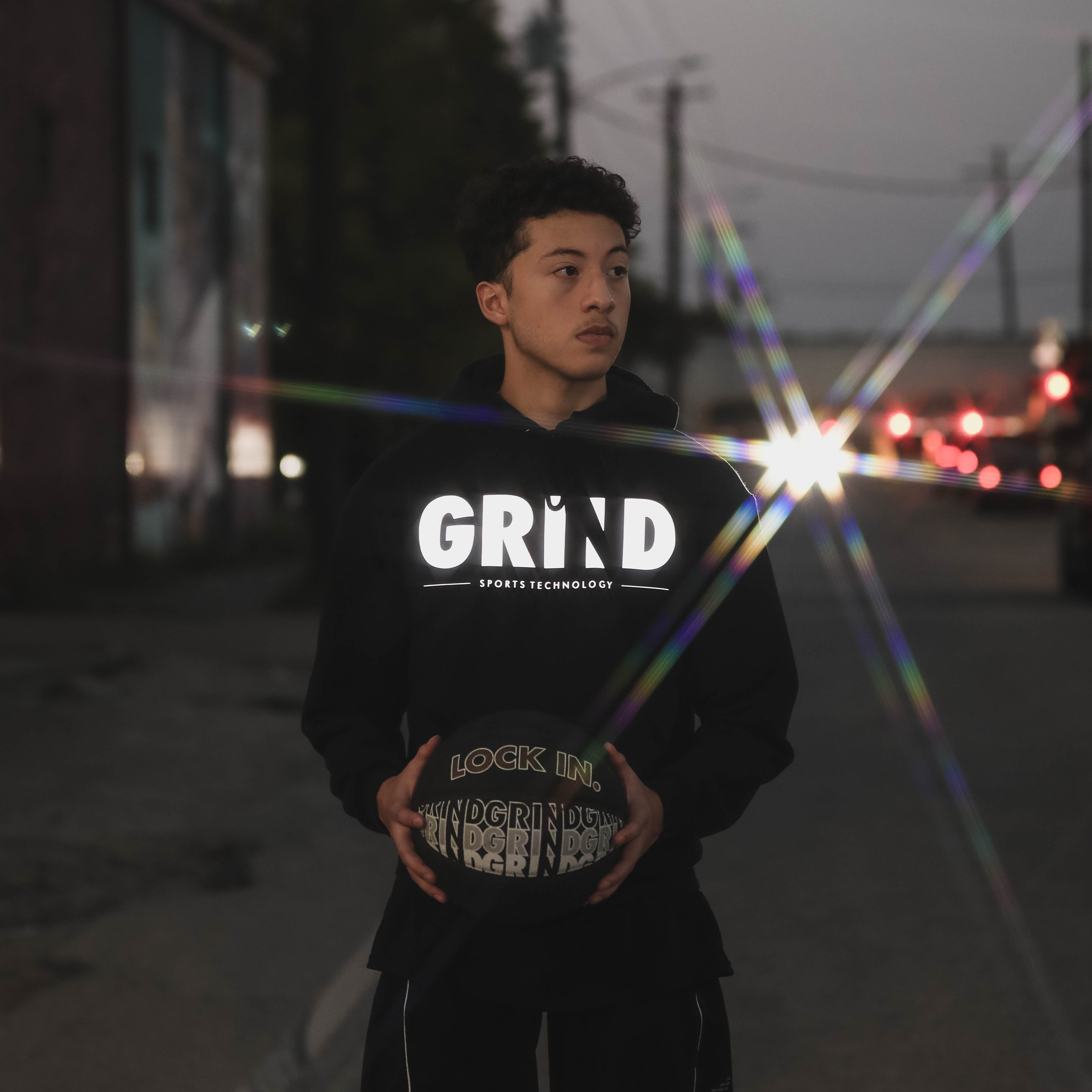 Sudadera con capucha reflectante