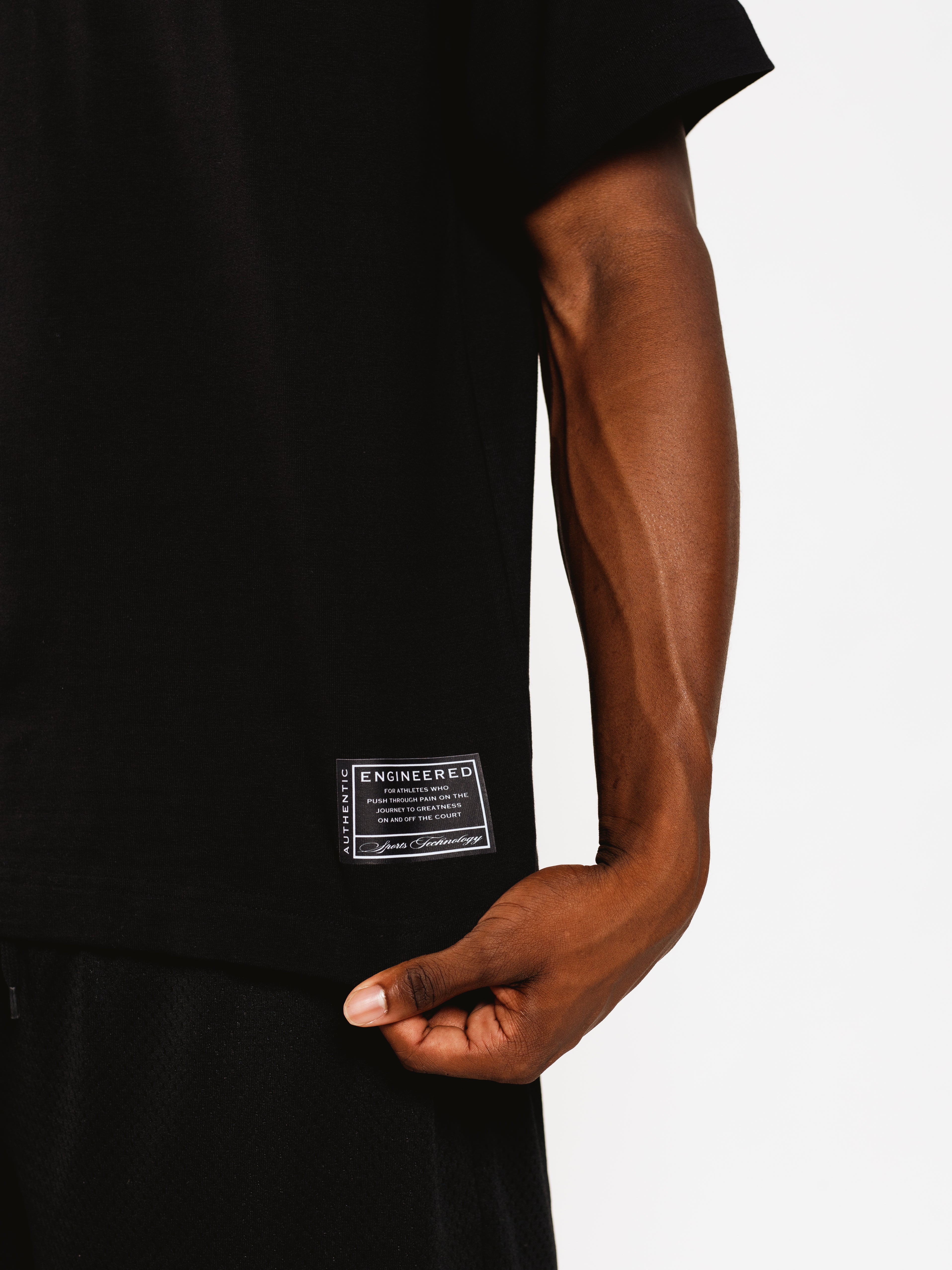 "GOLD FRAME TEE"